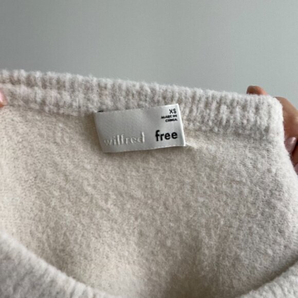 ARITZIA WILFRED FREE CROPPED SHRUNKEN BUTTON UP CARDIGAN XS - Picture 3 of 3